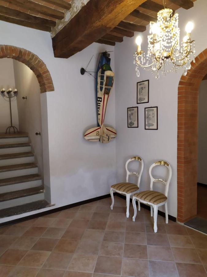 Borgo Antico Βίλα Lari Εξωτερικό φωτογραφία