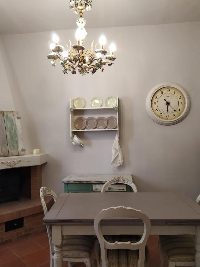 Borgo Antico Βίλα Lari Εξωτερικό φωτογραφία