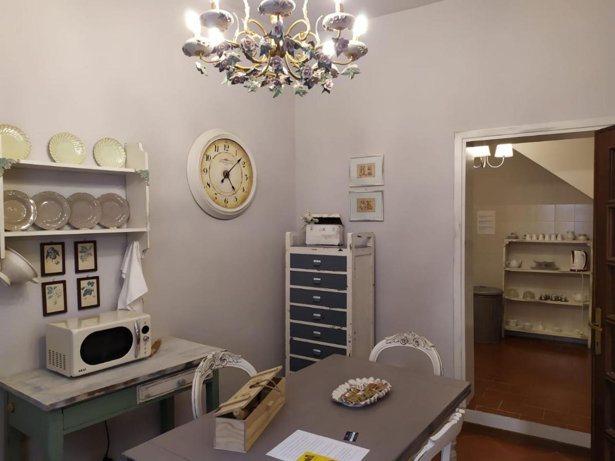 Borgo Antico Βίλα Lari Εξωτερικό φωτογραφία